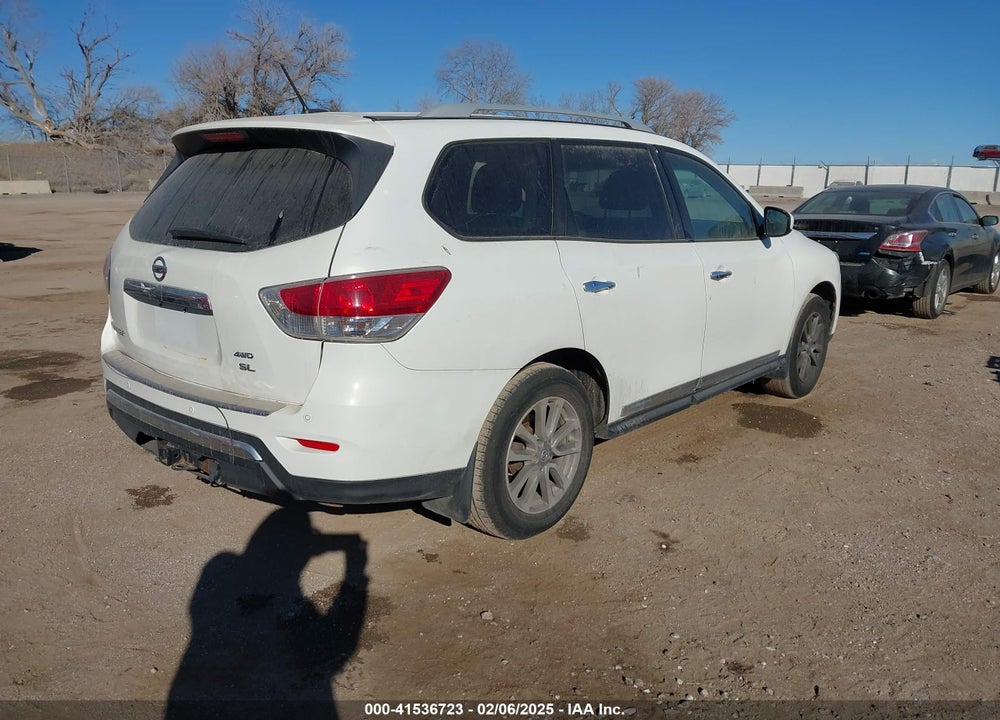 2014 NISSAN PATHFINDER SL VIN: 5N1AR2MM8EC671744