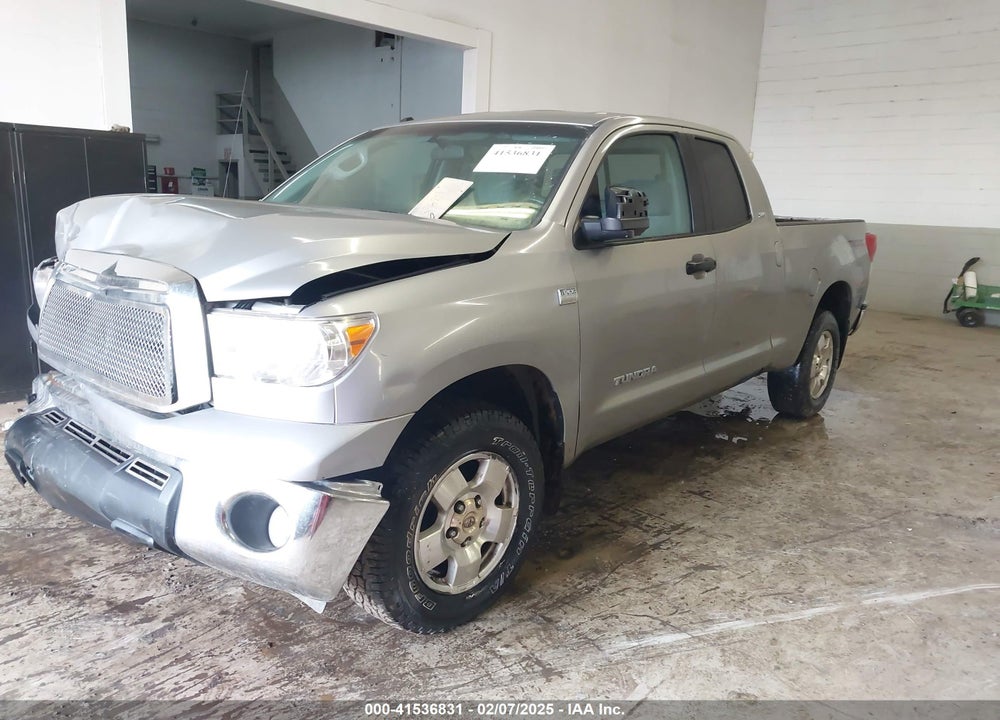 2010 TOYOTA TUNDRA VIN: 5TFUM5F18AX005636