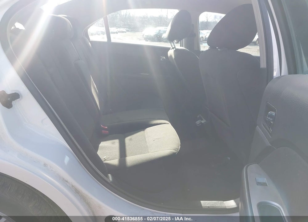 2010 FORD FUSION HYBRID VIN: 3FADP0L31AR190501
