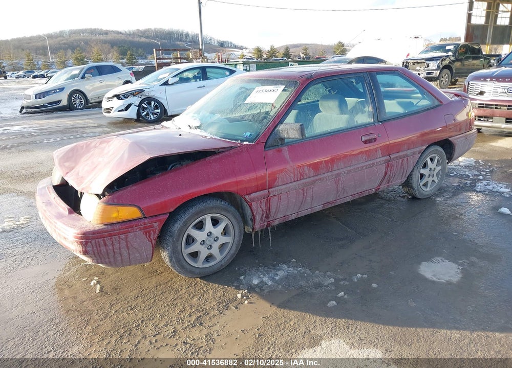 1996 FORD ESCORT LX VIN: 3FASP11J7TR132698