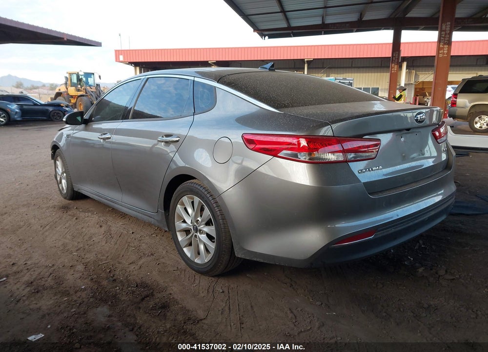 2016 KIA OPTIMA VIN: 5XXGU4L3XGG111809