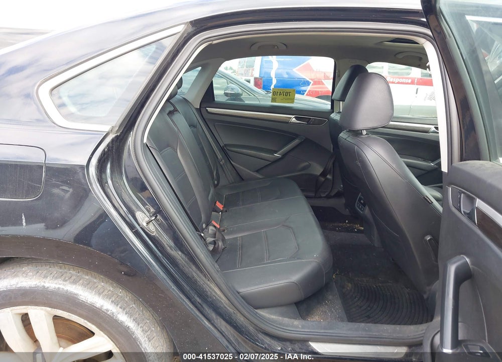 2017 VOLKSWAGEN PASSAT V6 SE VIN: 1VWHM7A31HC064869