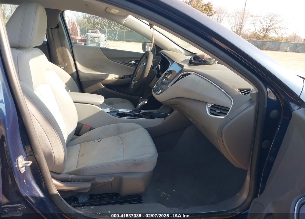 2021 CHEVROLET MALIBU FWD LT VIN: 1G1ZD5ST0MF065264