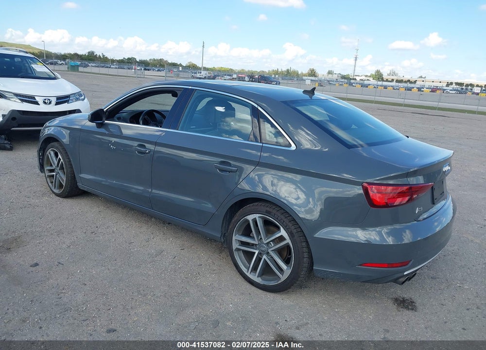 2019 AUDI A3 VIN: WAUAUGFF0K1011233
