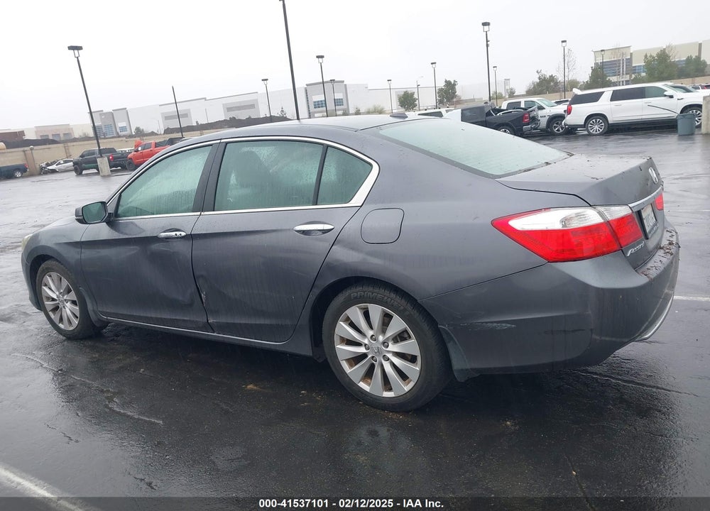 2013 HONDA ACCORD VIN: 1HGCR2F80DA156701