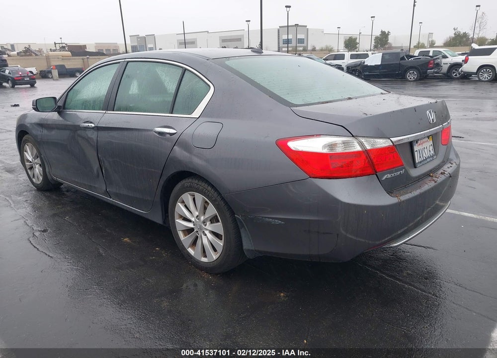 2013 HONDA ACCORD VIN: 1HGCR2F80DA156701