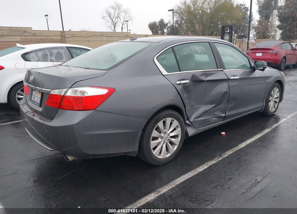 2013 HONDA ACCORD VIN: 1HGCR2F80DA156701