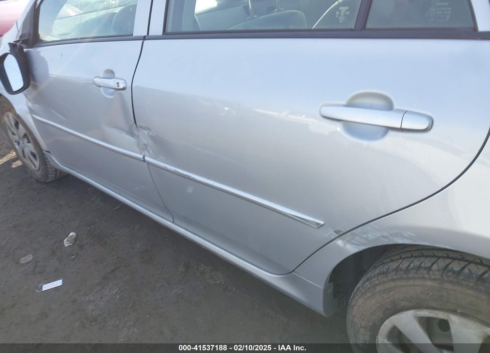 2009 TOYOTA COROLLA VIN: JTDBL40E999040816