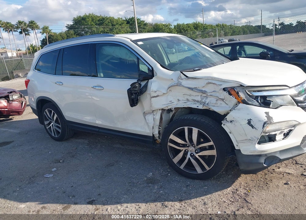 2017 HONDA PILOT ELITE VIN: 5FNYF6H0XHB050023