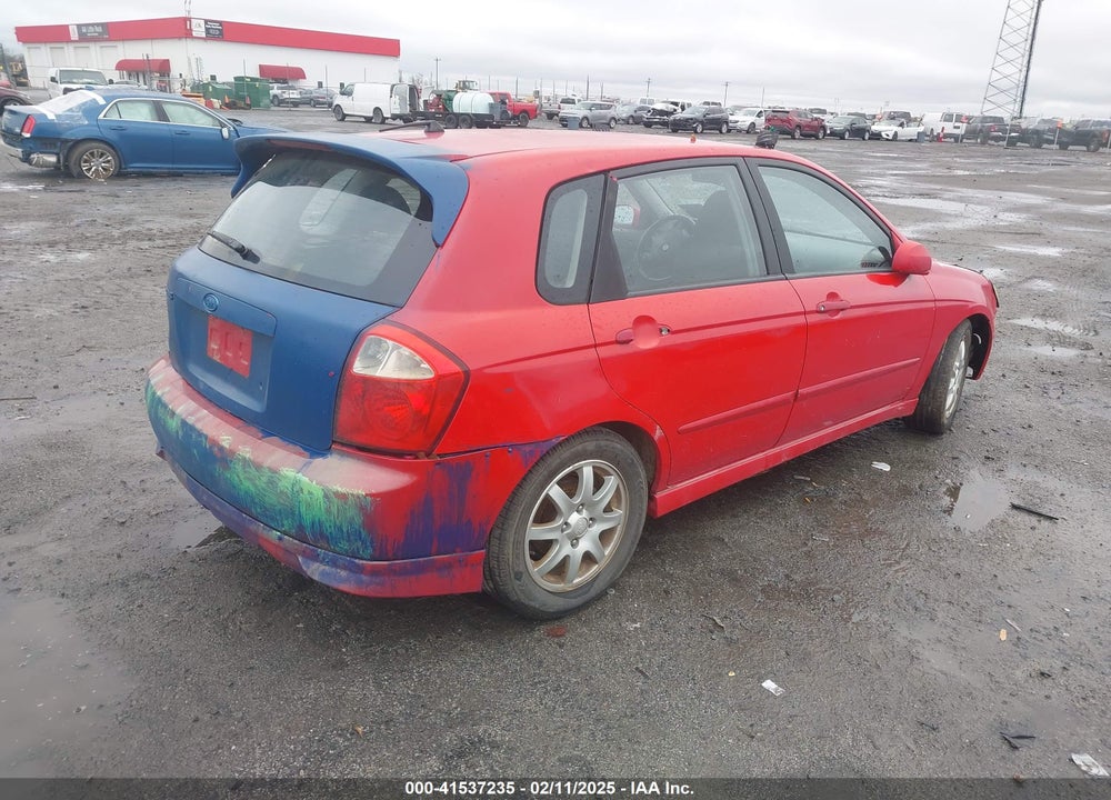 2006 KIA SPECTRA5 VIN: KNAFE161065328108