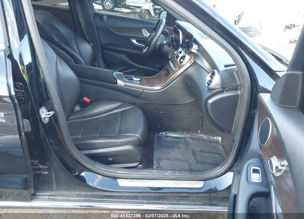 2019 MERCEDES-BENZ C 300 VIN: 55SWF8EB6KU315888