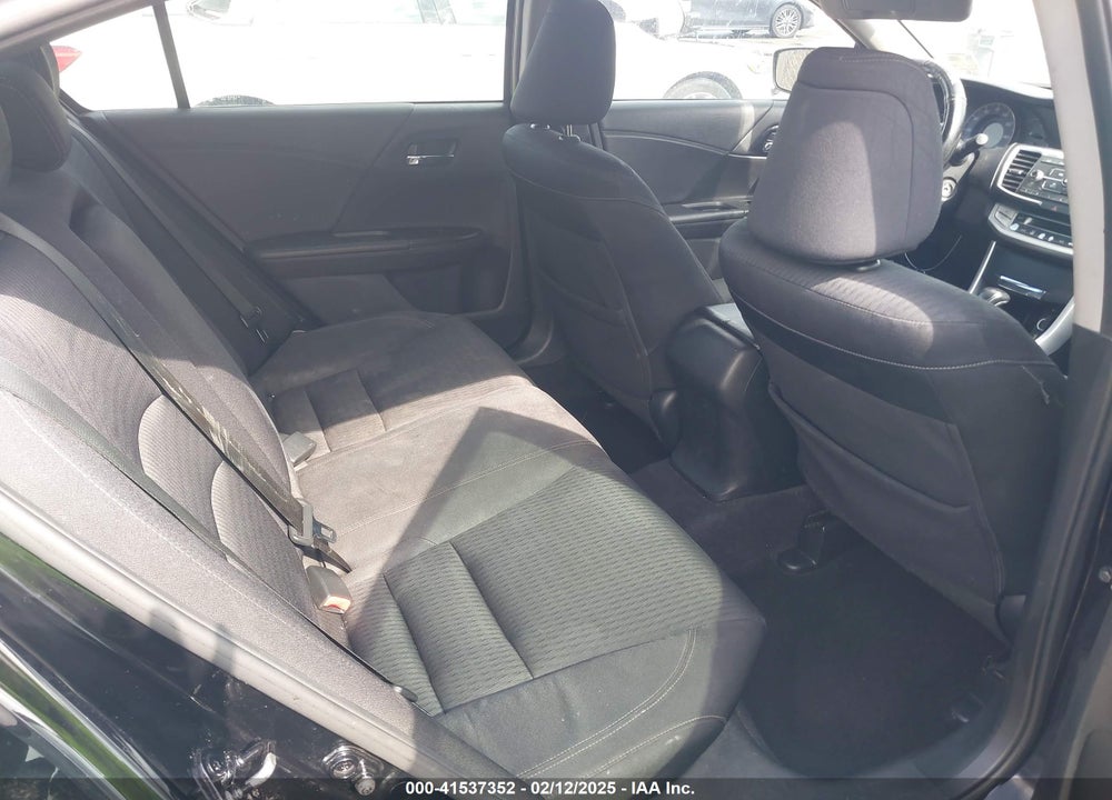 2015 HONDA ACCORD SPORT VIN: 1HGCR2F57FA065675