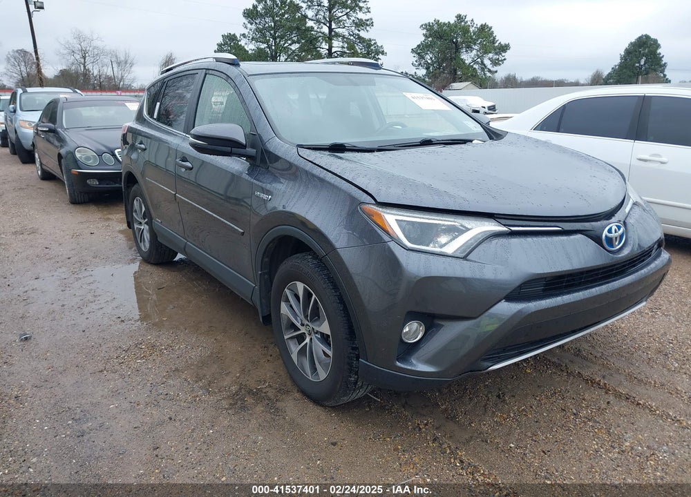2016 TOYOTA RAV4 HYBRID XLE VIN: JTMRJREV7GD039880