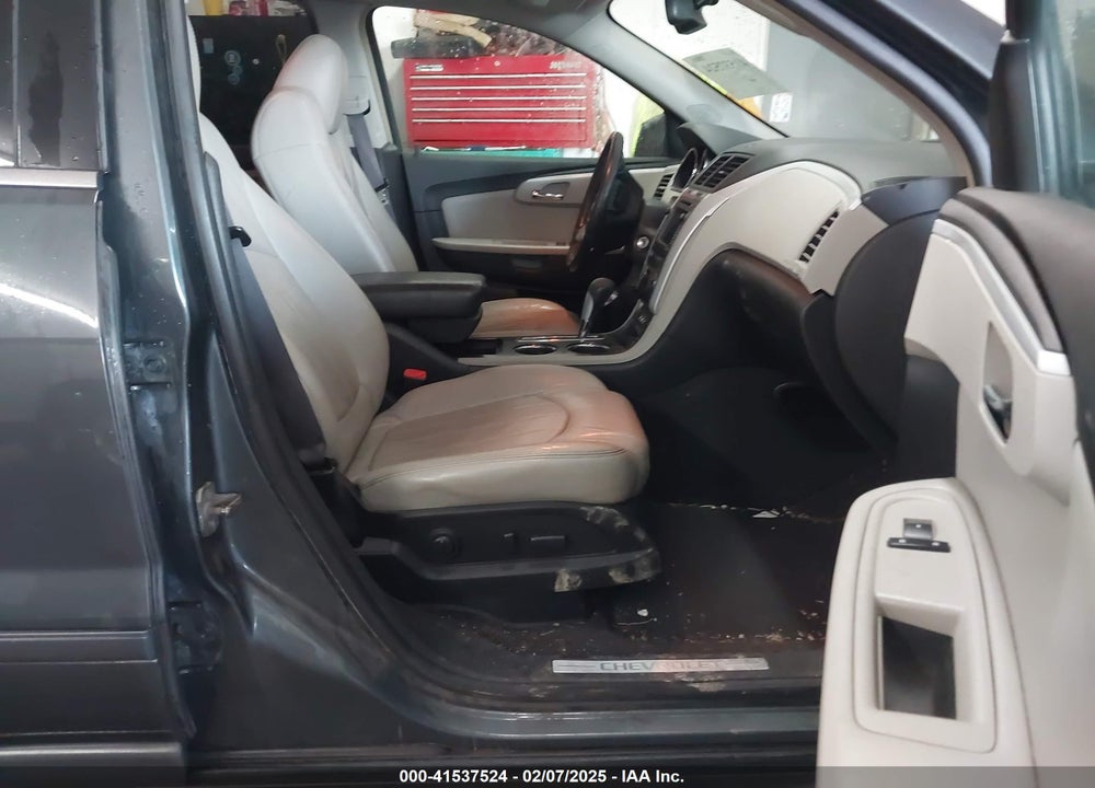 2009 CHEVROLET TRAVERSE LTZ VIN: 1GNEV33D49S106709