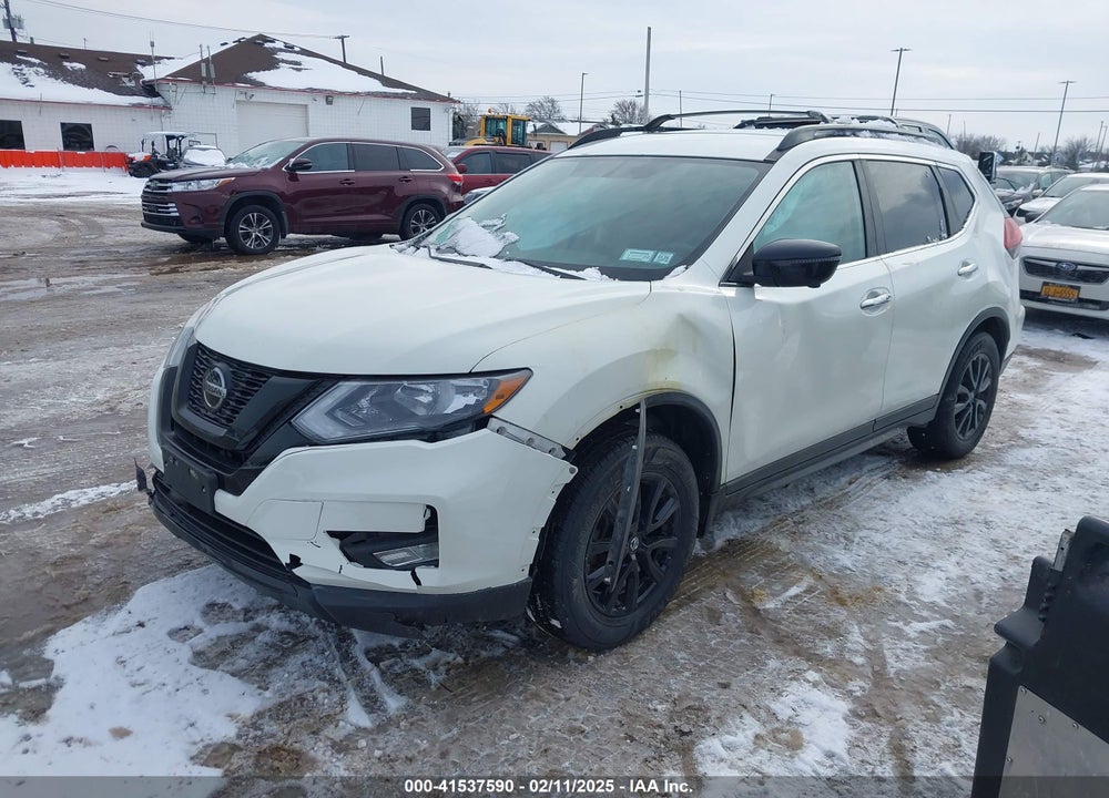 2018 NISSAN ROGUE VIN: 5N1AT2MV3JC746886