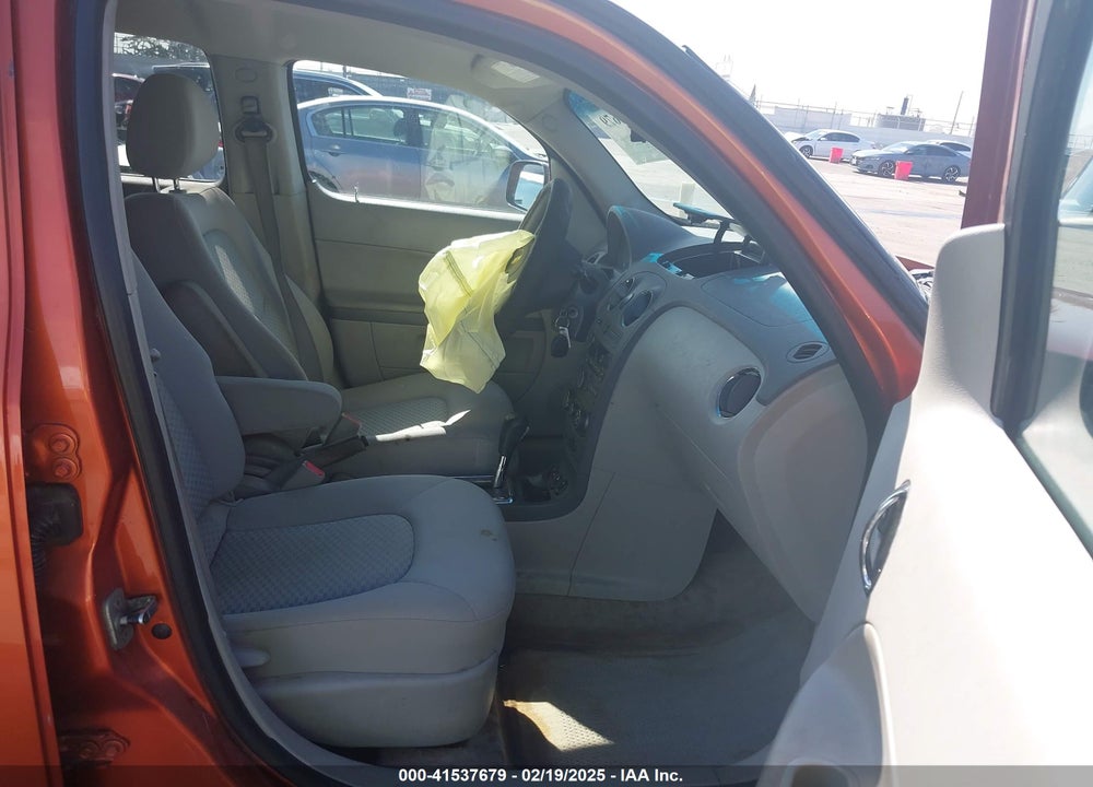 2008 CHEVROLET HHR VIN: 3GNDA23D28S601172