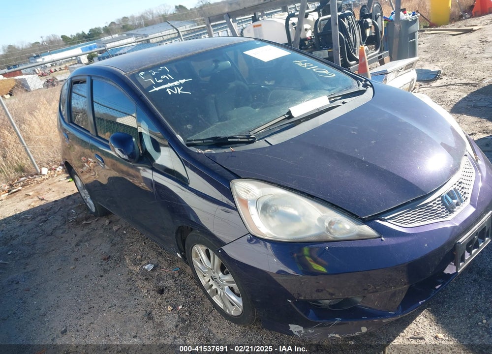 2010 HONDA FIT SPORT VIN: JHMGE8H41AC009004