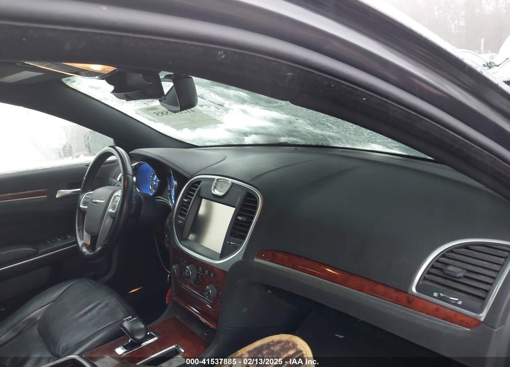 2013 CHRYSLER 300 VIN: 2C3CCARG9DH551981