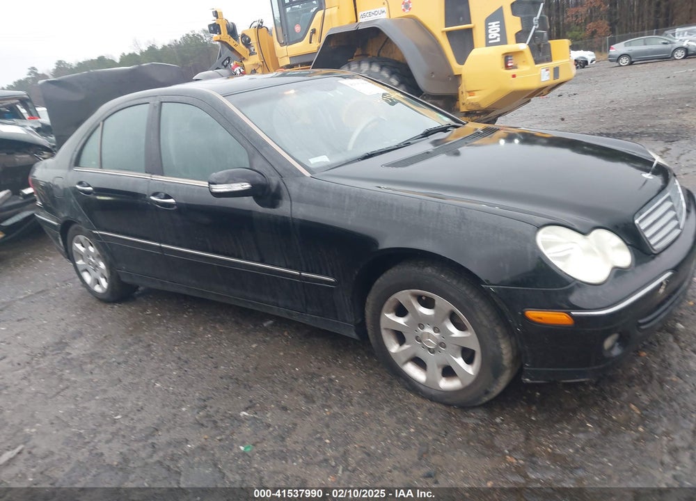 2005 MERCEDES-BENZ C 240 LUXURY 4MATIC VIN: WDBRF81J25F610335