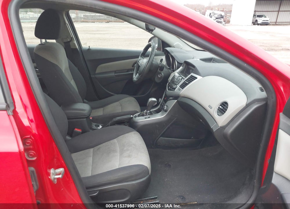 2014 CHEVROLET CRUZE LS AUTO VIN: 1G1PA5SG9E7370552