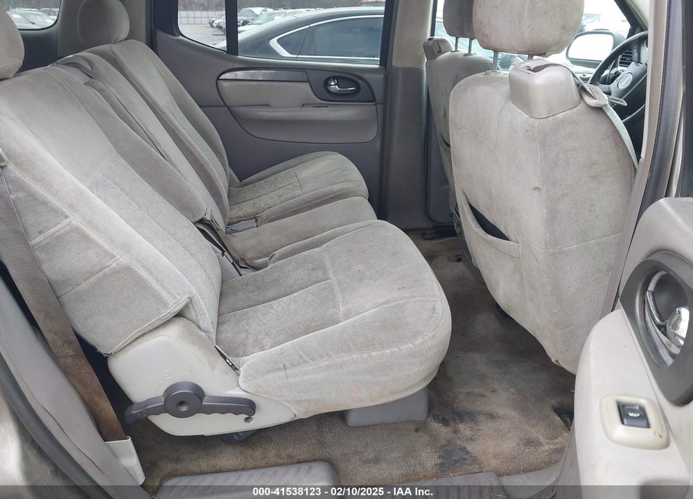 2005 GMC ENVOY XL VIN: 1GKES16S856128915