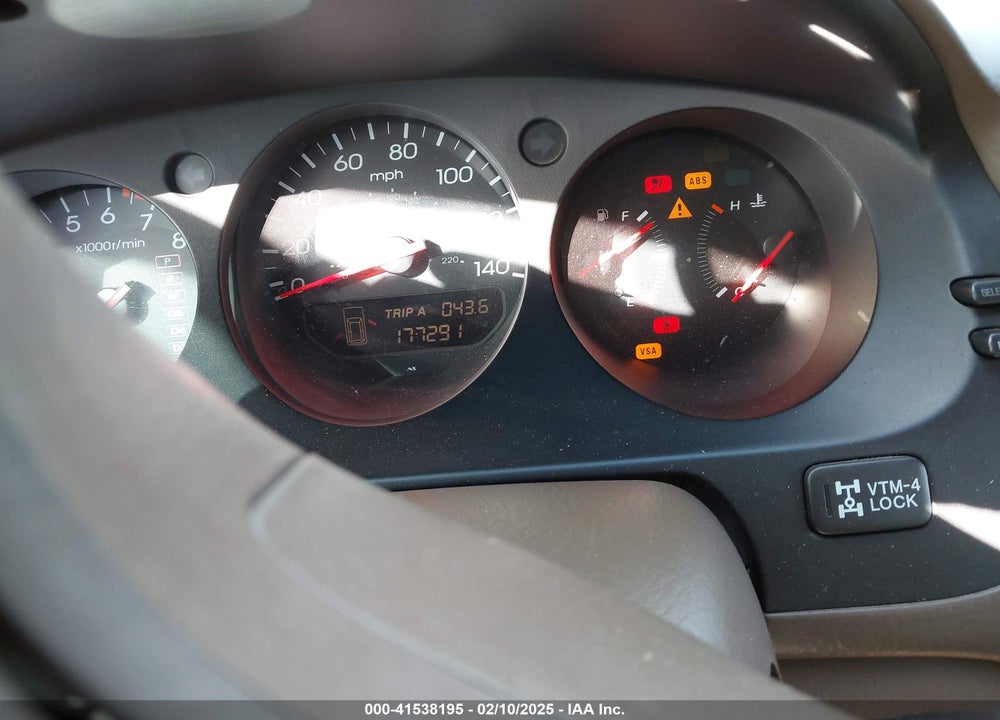 2003 ACURA MDX VIN: 2HNYD18853H525752