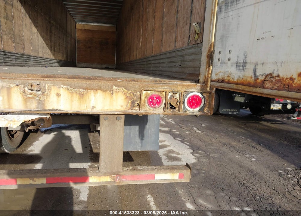 2009 WABASH NATIONAL CORP WABASH NATIONAL CORP VIN: 1JJV482W99L277579