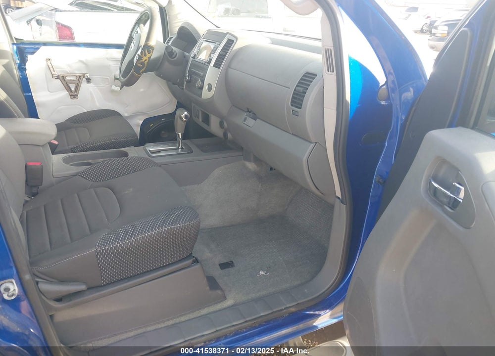 2015 NISSAN FRONTIER VIN: 1N6AD0ER1FN701557