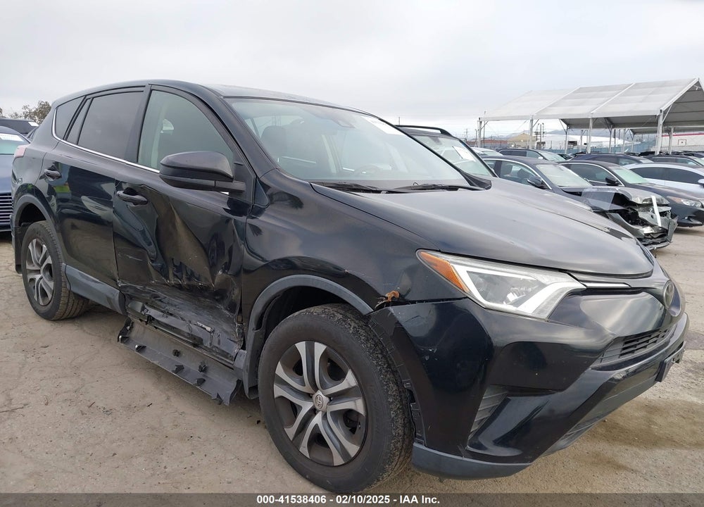 2018 TOYOTA RAV4 LE VIN: 2T3ZFREV4JW435082