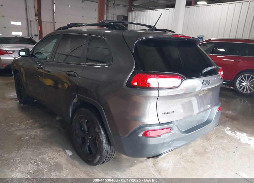 2018 JEEP CHEROKEE LATITUDE 4X4 VIN: 1C4PJMCX8JD583004