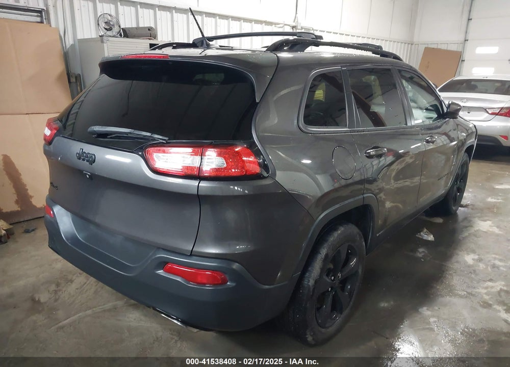 2018 JEEP CHEROKEE LATITUDE 4X4 VIN: 1C4PJMCX8JD583004