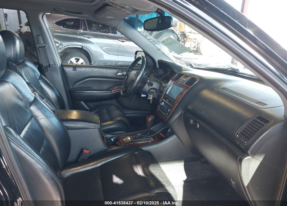 2005 ACURA MDX VIN: 2HNYD18215H515153