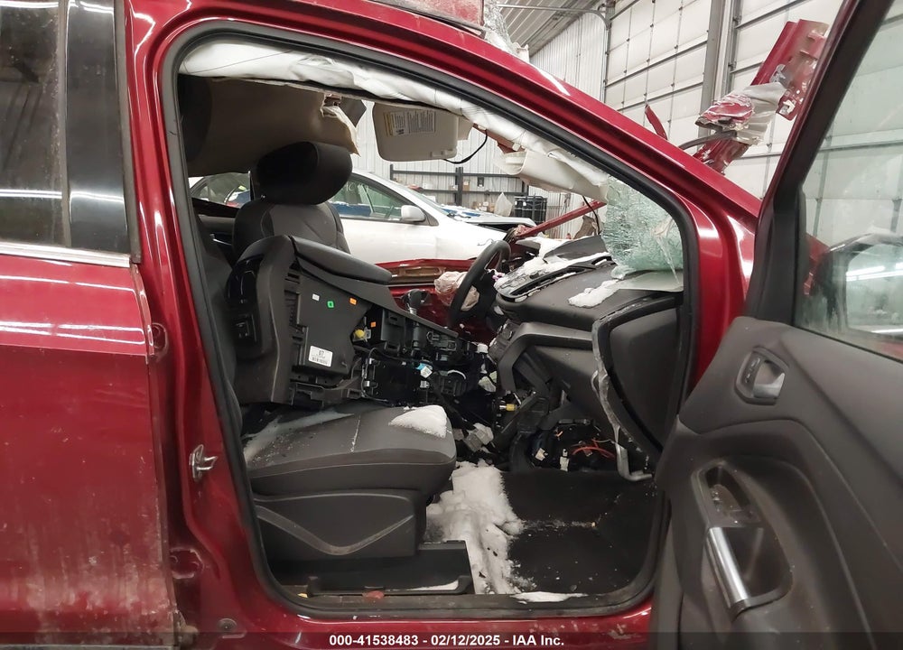 2017 FORD ESCAPE VIN: 1FMCU9G97HUC66884