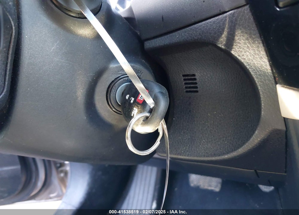 2014 TOYOTA COROLLA LE VIN: 2T1BURHE0EC066420