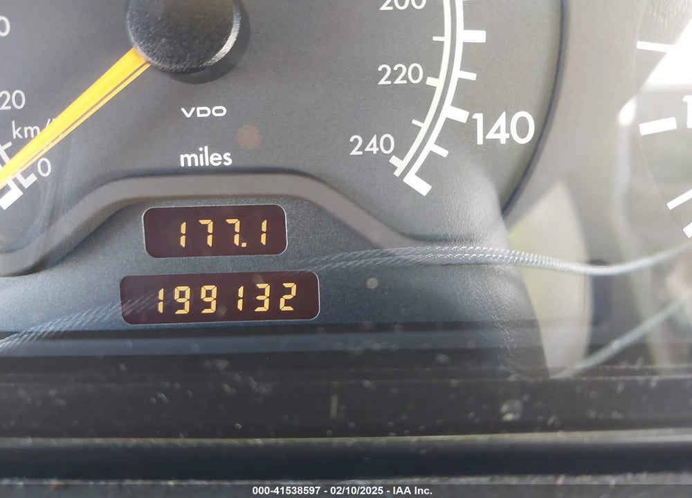 1996 MERCEDES-BENZ C 220 VIN: WDBHA22EXTF438528