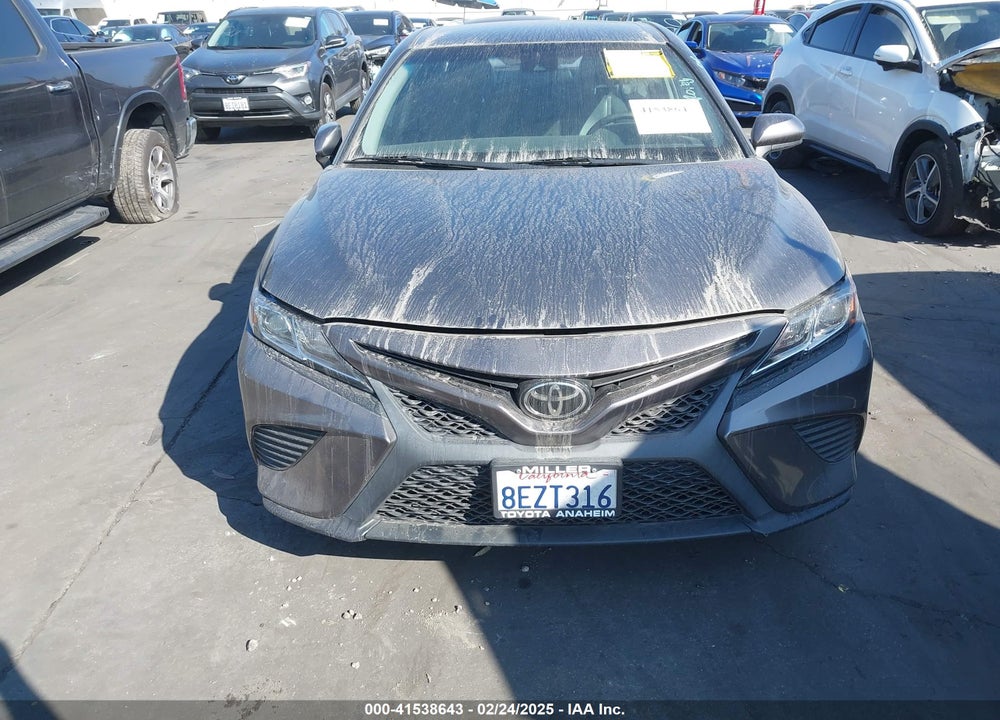 2018 TOYOTA CAMRY VIN: 4T1B11HK5JU660719
