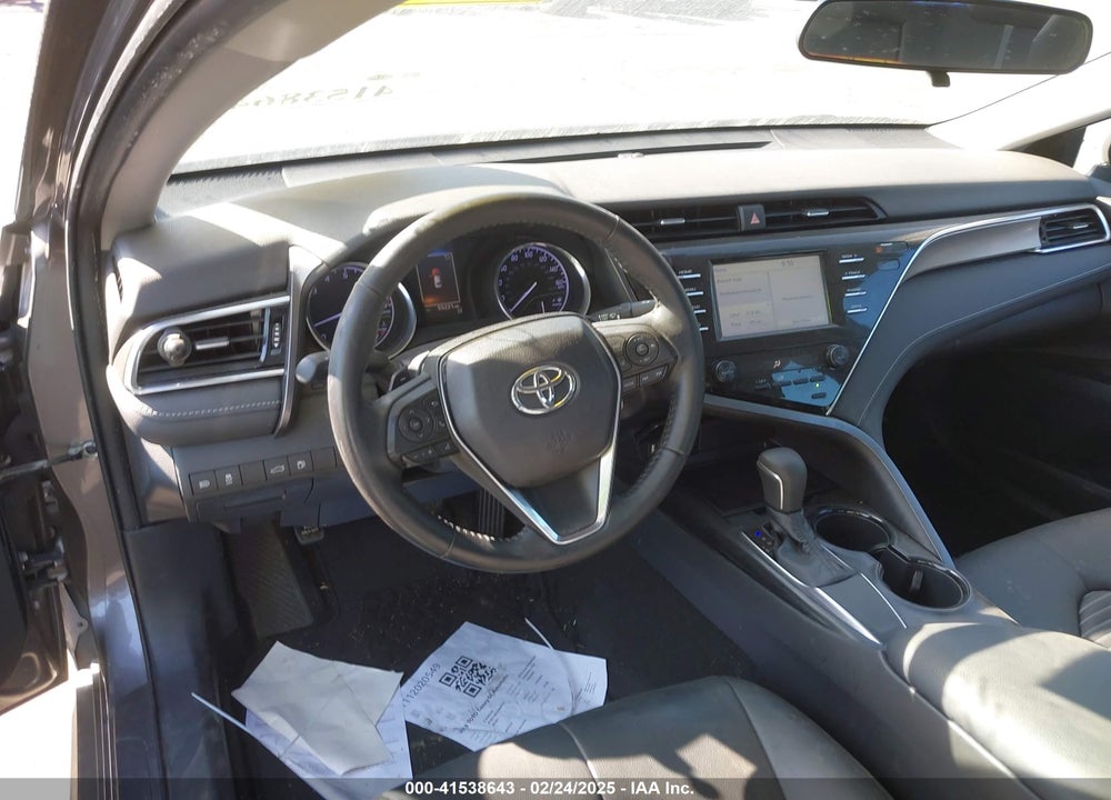 2018 TOYOTA CAMRY VIN: 4T1B11HK5JU660719
