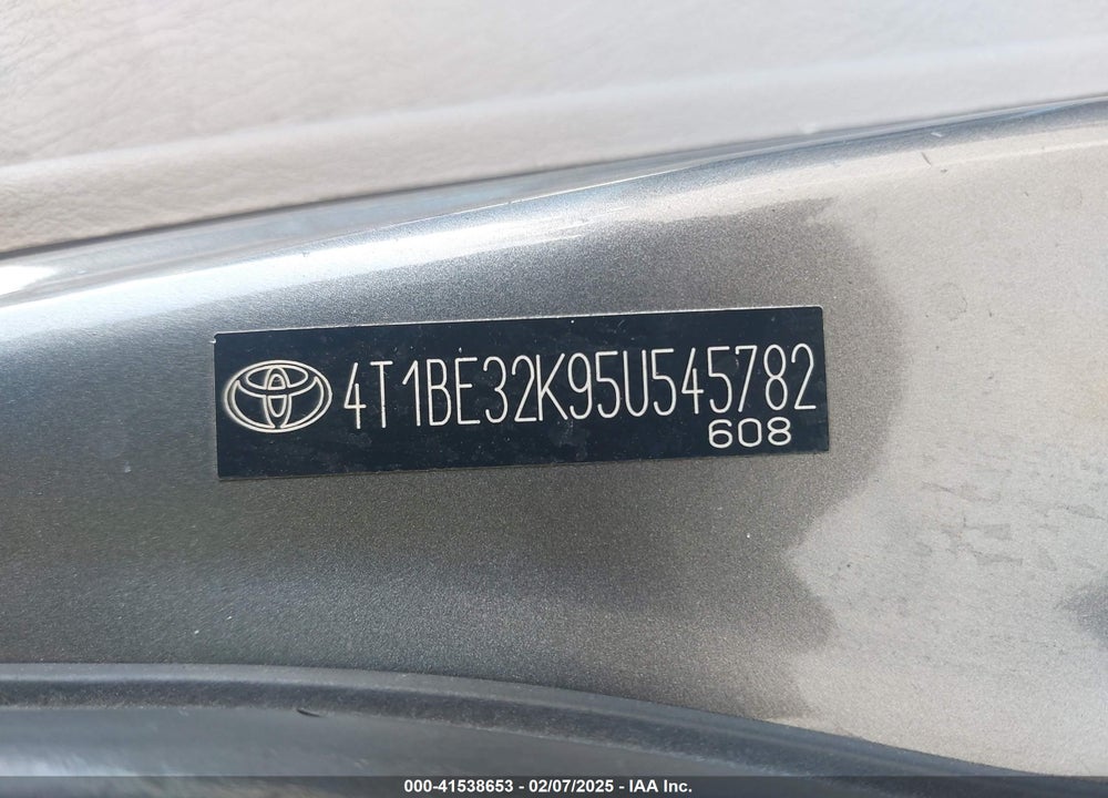 2005 TOYOTA CAMRY STD/ VIN: 4T1BE32K95U545782