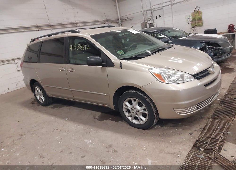 2004 TOYOTA SIENNA LE VIN: 5TDBA23C84S009099