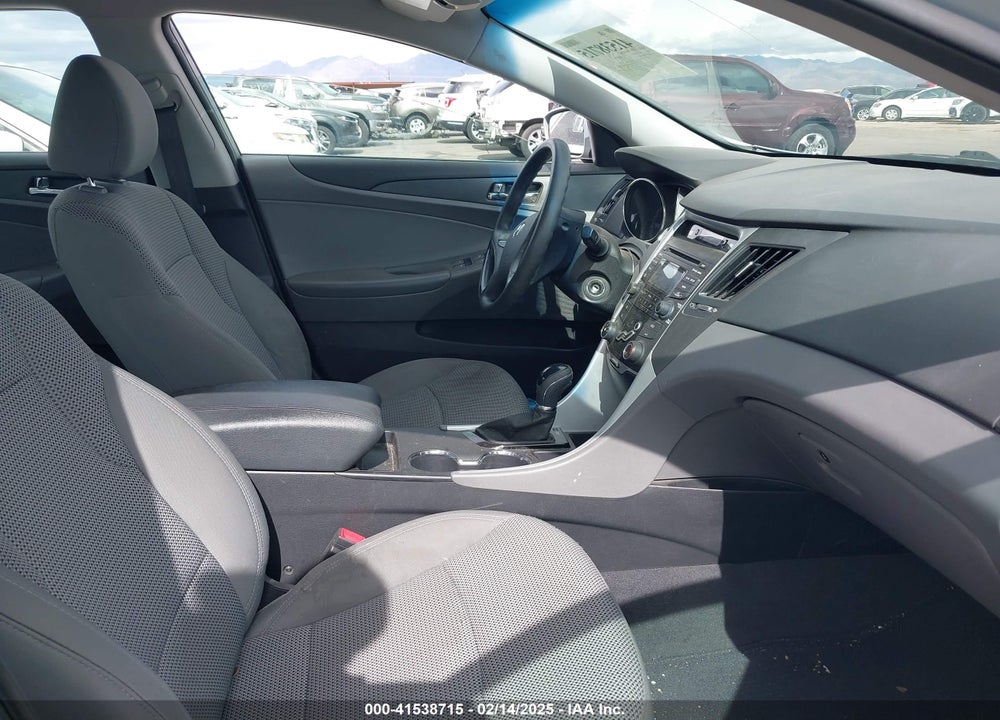 2012 HYUNDAI SONATA GLS VIN: 5NPEB4AC4CH352313