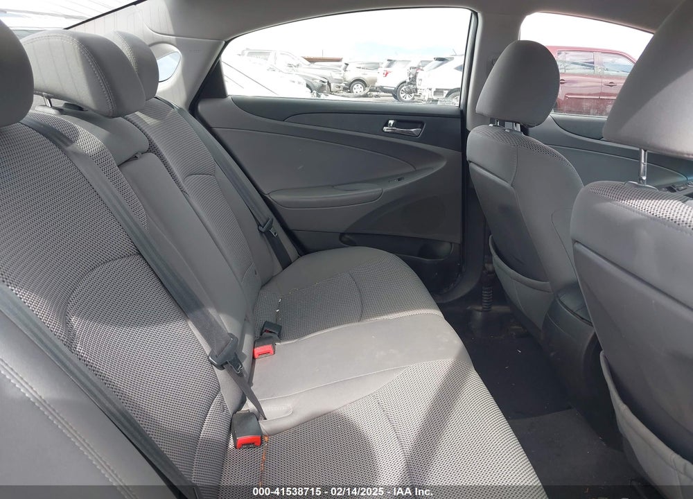 2012 HYUNDAI SONATA GLS VIN: 5NPEB4AC4CH352313