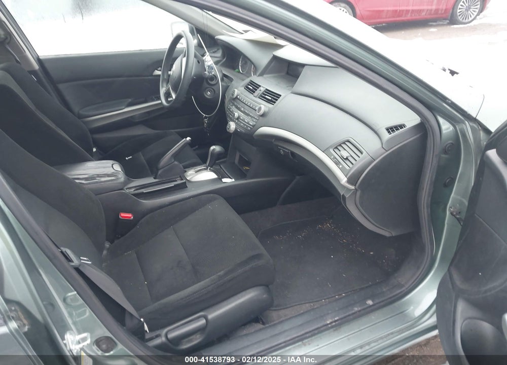 2009 HONDA ACCORD 2.4 EX VIN: 1HGCP267X9A095118