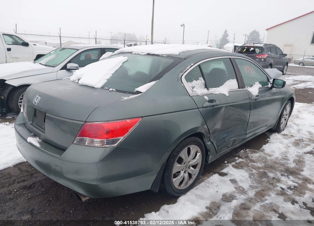 2009 HONDA ACCORD 2.4 EX VIN: 1HGCP267X9A095118