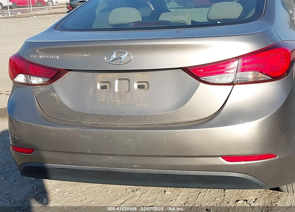 2016 HYUNDAI ELANTRA VIN: 5NPDH4AEXGH764284