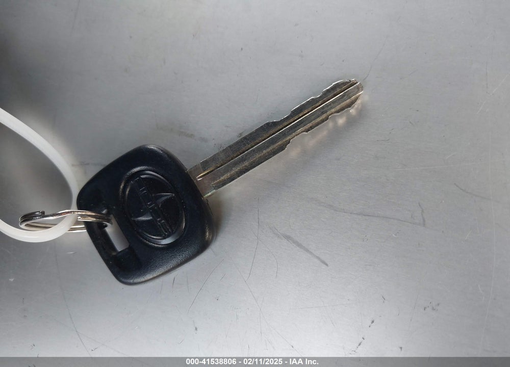 2005 SCION XB VIN: JTLKT324150175550