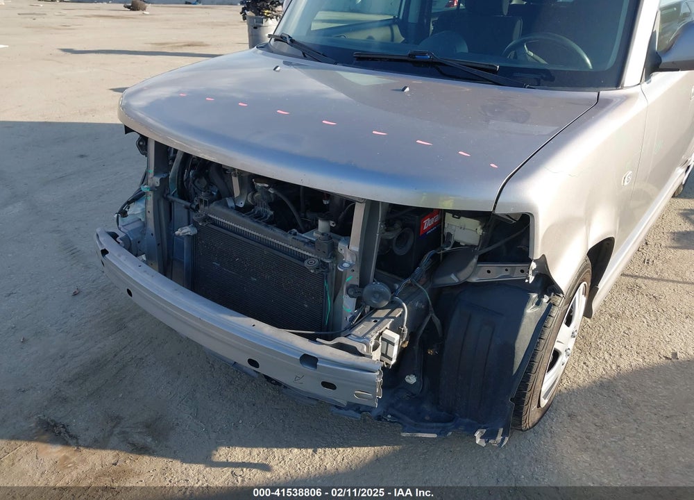 2005 SCION XB VIN: JTLKT324150175550