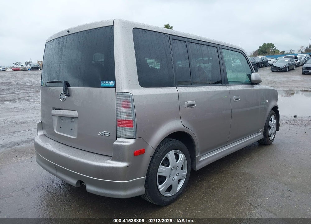 2005 SCION XB VIN: JTLKT324150175550