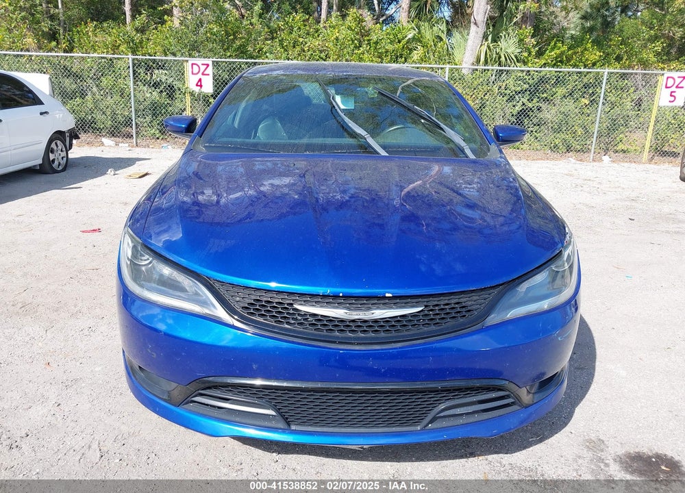 2015 CHRYSLER 200 S VIN: 1C3CCCBB4FN743717