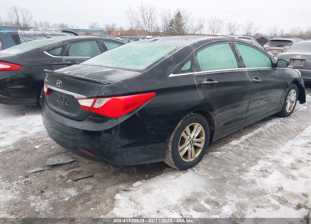 2013 HYUNDAI SONATA VIN: 5NPEB4AC5DH511566