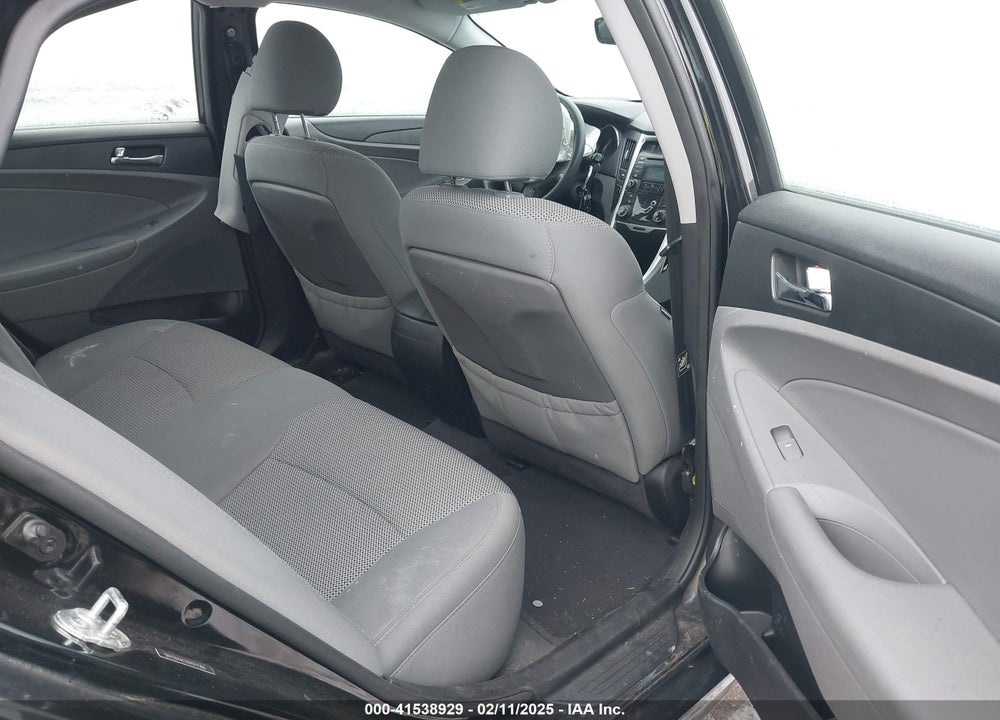 2013 HYUNDAI SONATA VIN: 5NPEB4AC5DH511566